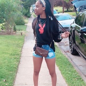 Meet your Posher, Laila